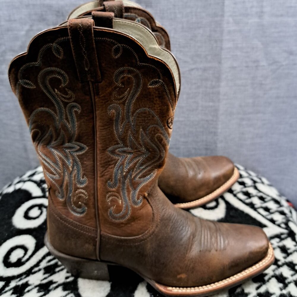 %Ariat Men's Sport Western Wide Square Toe Cowboy Boots 7.5 D15 - Picture 2 of 13